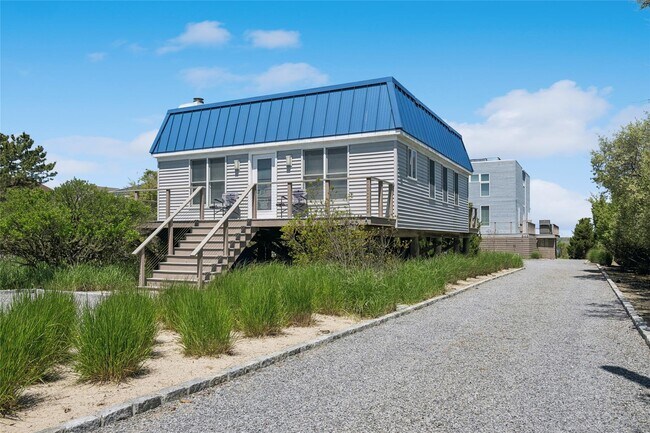 Photo - 846 Dune Rd