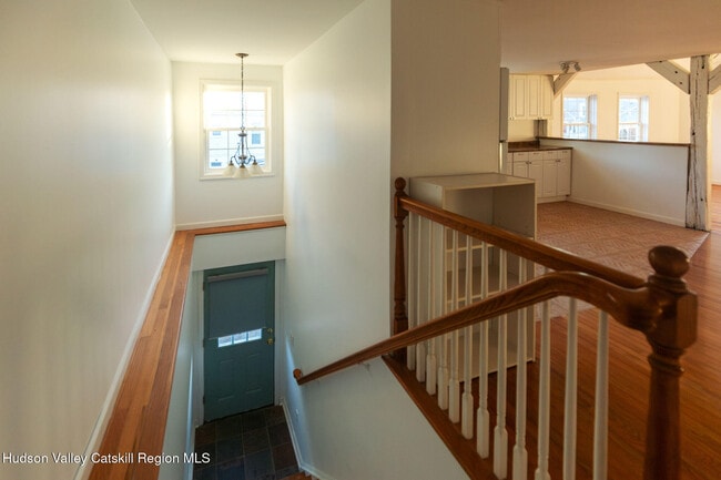 Photo - 23 Livingston St