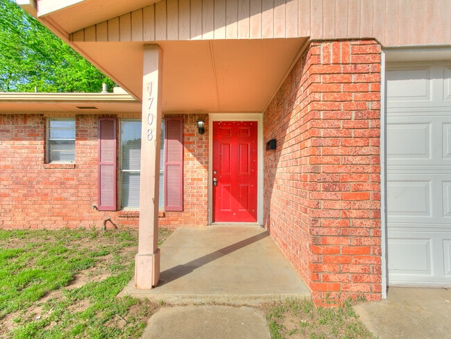 Photo - 1708 Classen Blvd