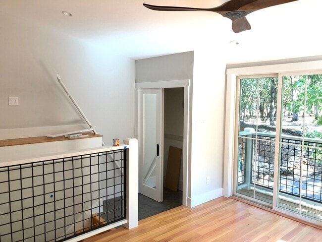 Building Photo - 4170 Wake Robin Dr Rental