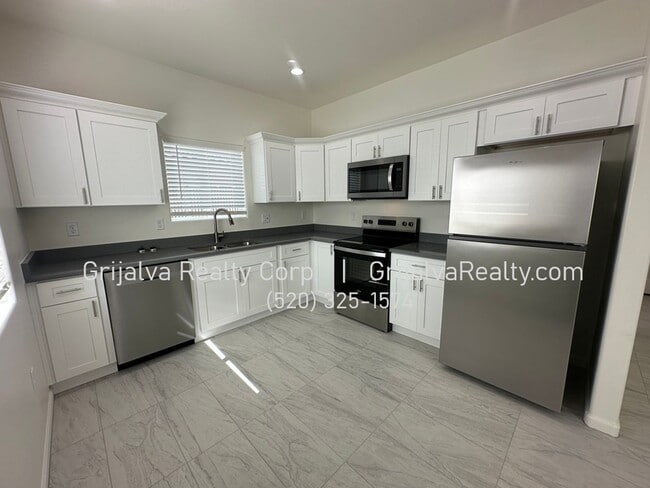 4519 S 7th Ave Unidad 02