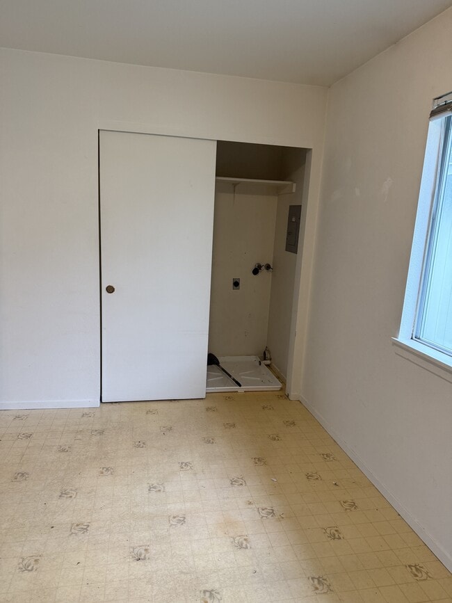 Photo - 1270 Haven Ln