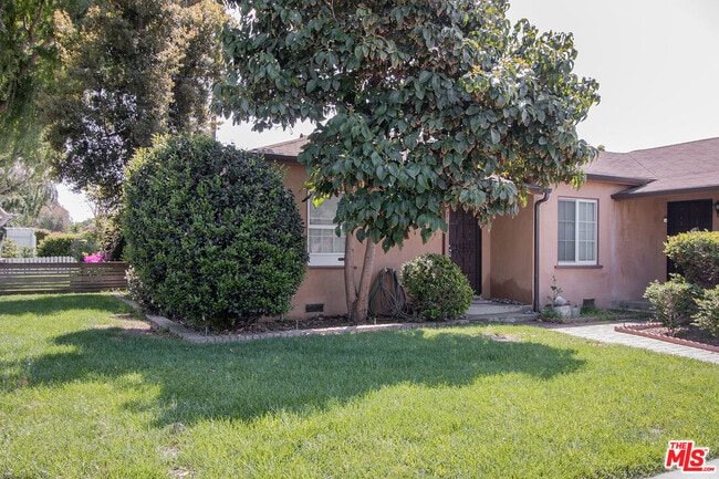 Building Photo - 5107 Overland Ave