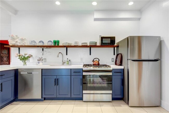 Photo - 24 Hunter Ave