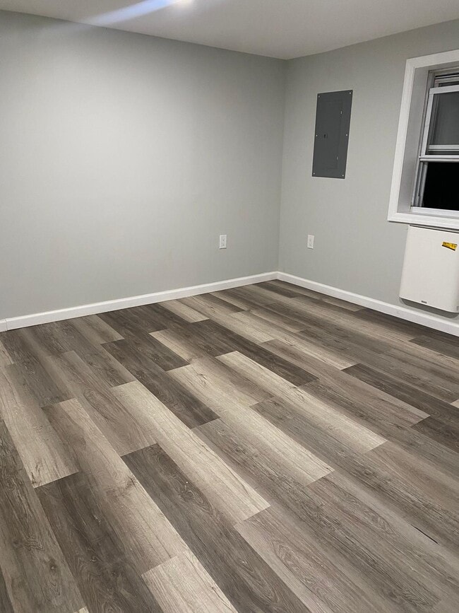 Photo - 12 Plank Rd Unit 3