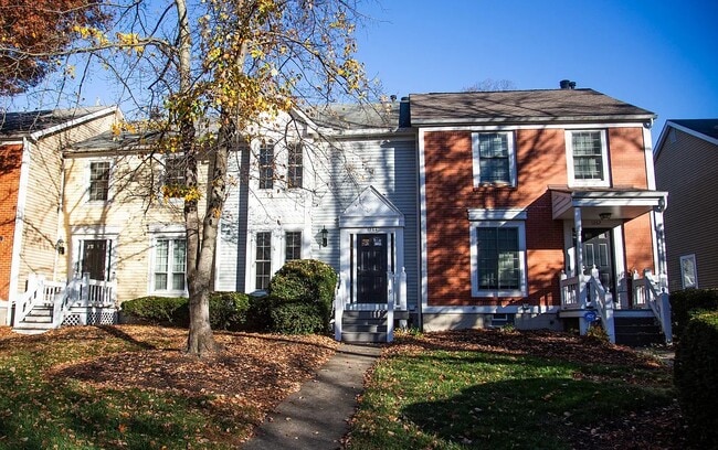 Building Photo - 1264 Michigan Ave Unit Michigan Ave Condo