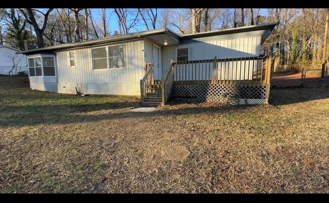 Building Photo - 1416 Oak Ln