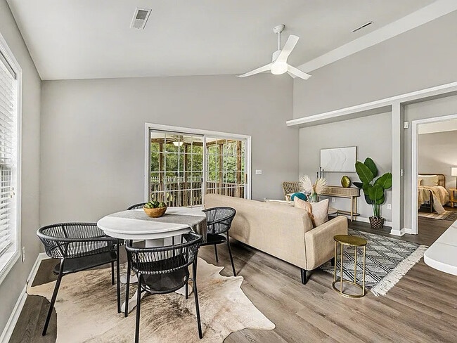 Photo - 3416 Wellesley Ct