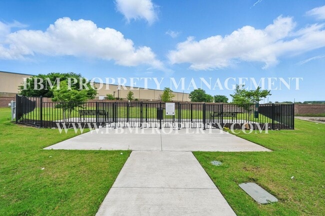 Photo - 2887 Amelia Ln