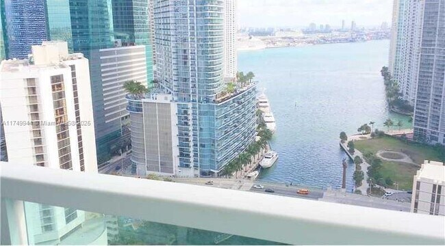 Photo - 31 SE 5th St Unit 3208