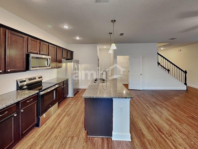 Photo - 1408 Celery Palm Cove