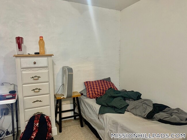 Photo - 63 S Huntington Ave Unidad 2