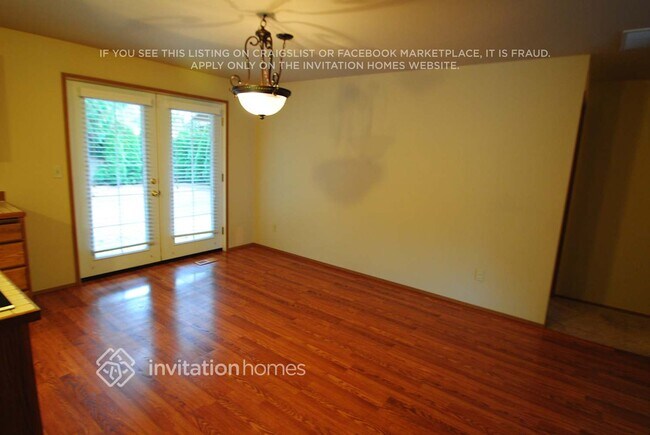 Photo - 11211 152nd St E