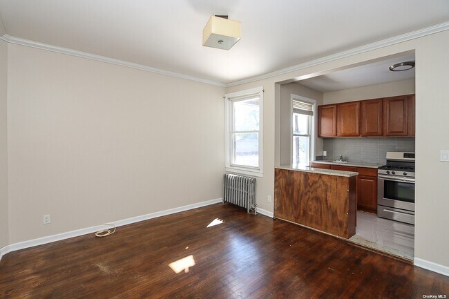 Photo - 338 Jericho Turnpike Unit 1