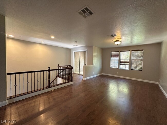 Photo - 7878 Langara Ave