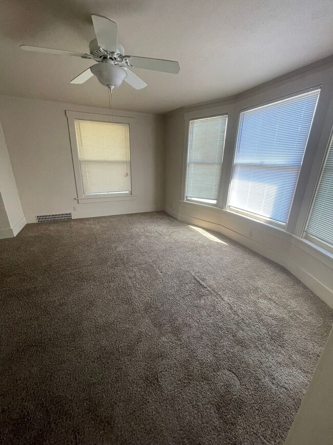 Photo - Just Renovated 3 bedroom, 1 bathroom house near Downtown Norfolk!
