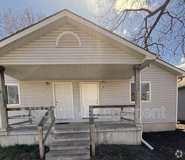 Building Photo - 2817 Dudley St Unit B Rental