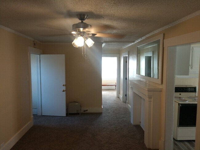 Photo - 824 N Pennsylvania Ave