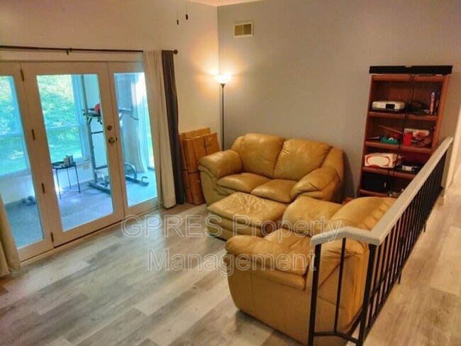 Photo - Updated 2-Bedroom / 2-Bathroom Condo for Rent