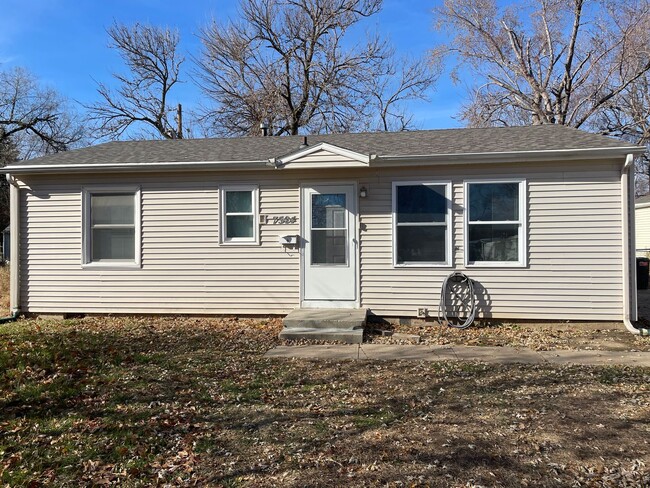 Building Photo - Budget-friendly Home For Rent In La Vista!!!