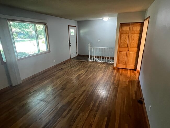 Photo - 11828 Monroe Cir NE