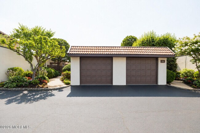300 Gorge Rd