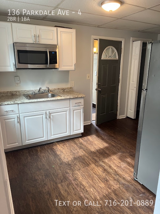 Building Photo - 136 Parkdale Ave Unit 4