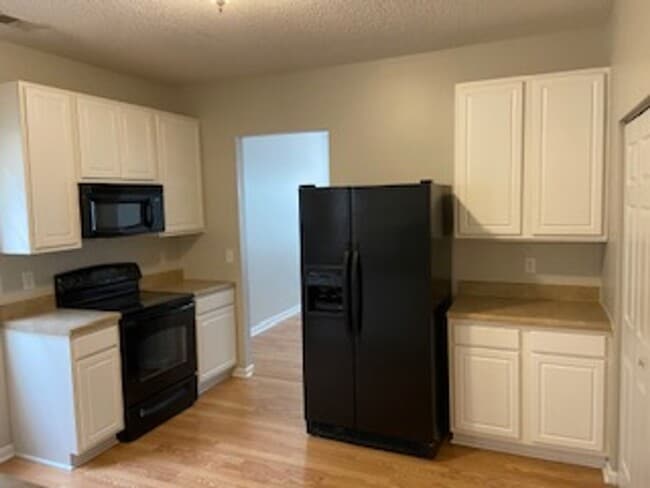 Photo - 3 Bedroom 2.5 Home in NE Columbia MOVE IN BY 1/31/26 RECEIVE $300 OFF FIRST MONTH'S RENT!!!!!!