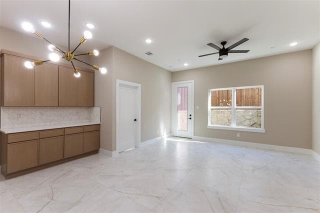 Photo - 2370 Usman Dr