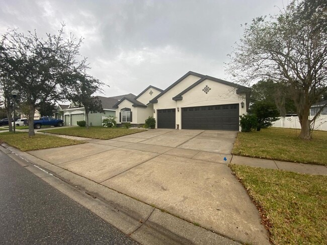 Photo - Your Dream Home Awaits! 5 bedroom 3 bath Single Family HOME!!