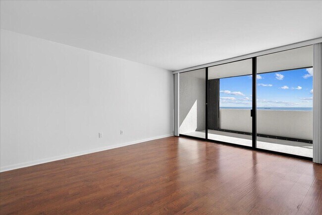 Photo - 5200 N Flagler Dr Unit 2402