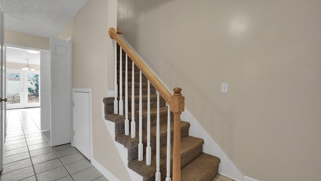 Photo - 1452 Middleborough Ct