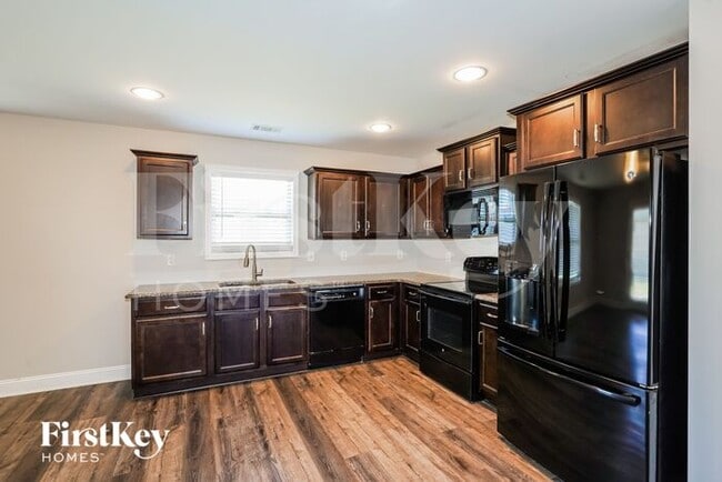 Photo - 2352 Pea Ridge Rd