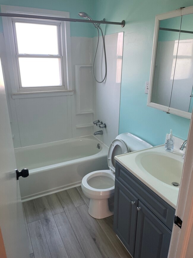 Photo - 13144 Orange St