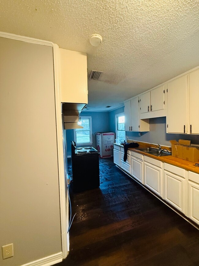 Photo - 3128 Club House Rd