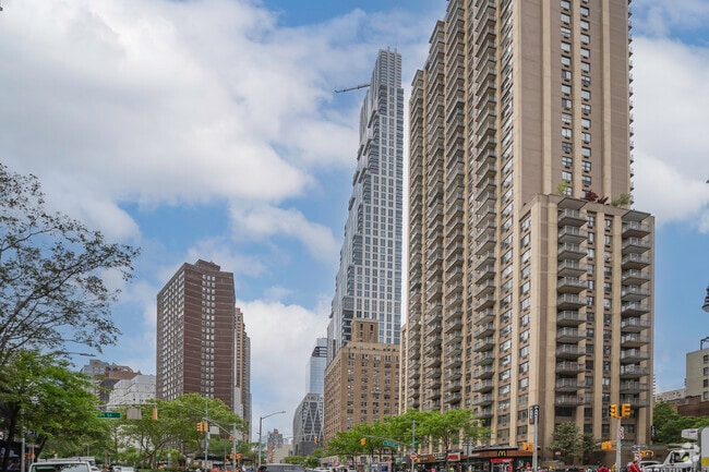 Photo - 200 Amsterdam Ave