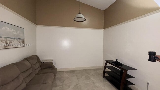 Photo - 3279 NE 11th Dr