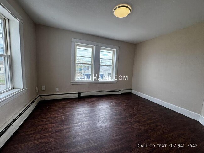 Photo - 172 College Ave Unidad 3
