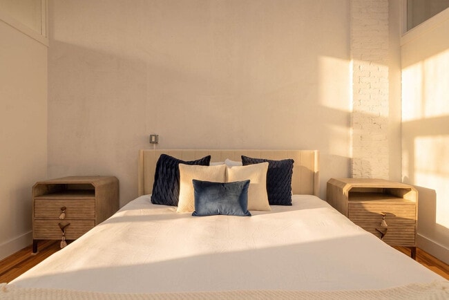 Photo - 508 Broadway-SI ID1035002P Unit SI ID1035002P