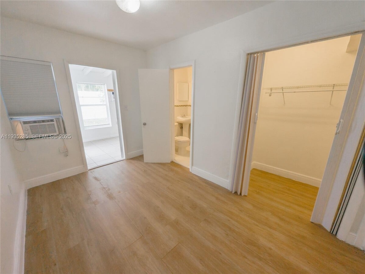 Photo - 5893 SW 26th St Unidad 2