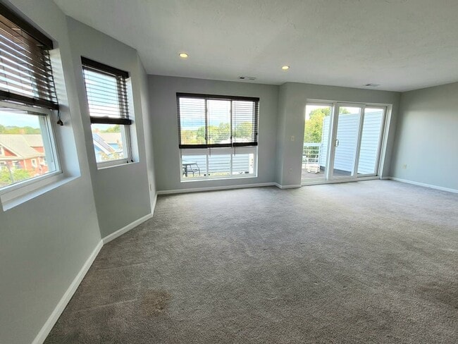 Photo - 391 Hyde Park Ave Unit 206