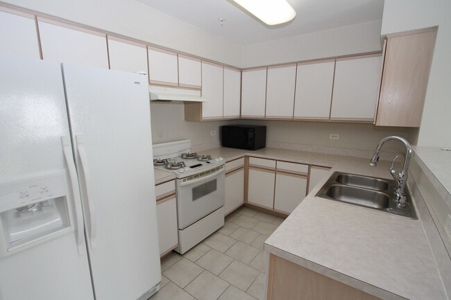 Photo - 2554 Dickens Dr
