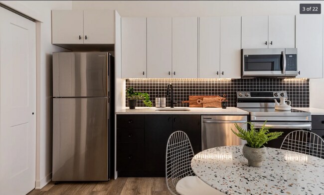 Photo - 1835 E Boston St Unidad 212A