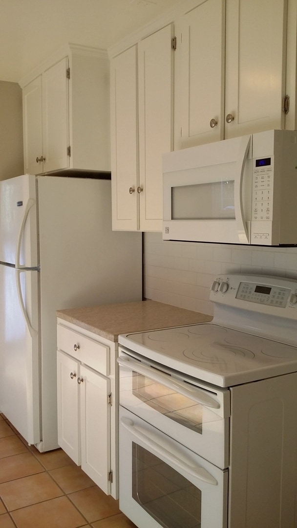 Photo - Occupied, do not disturb tenants. Barge-Chestnut Historic District Craftsman 2br 2ba home, with a...