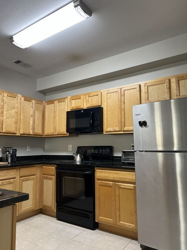 Building Photo - 1530 Spring Gate Dr.