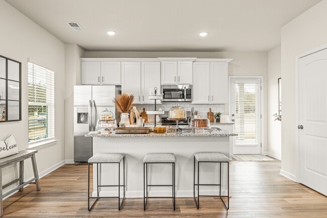 LaRuchePhoto-10.27.23-ParklandCommunities-HouseInteriors-3 - Grove Landing