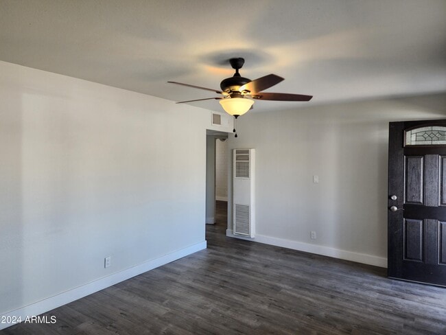 11231 W Montana Ave