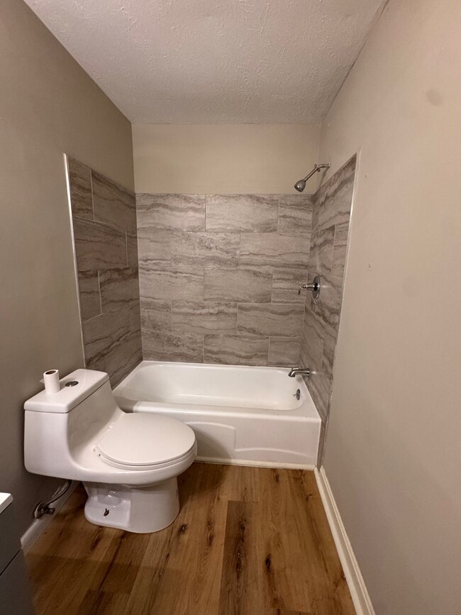 Photo - 14567 Madison Ave Unidad 306