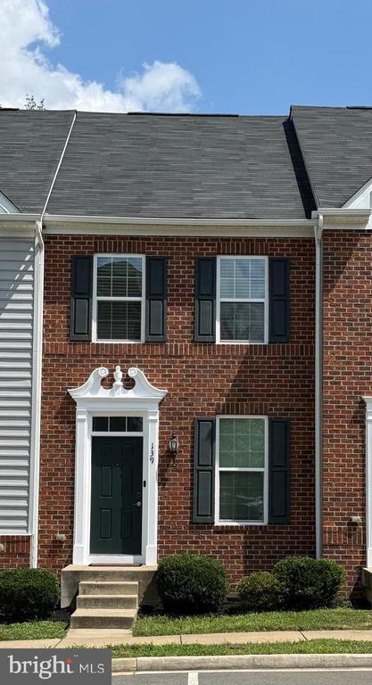 Building Photo - 139 Streamview Dr Rental