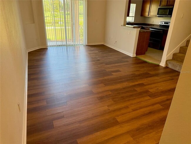 1131 Long Oak Way